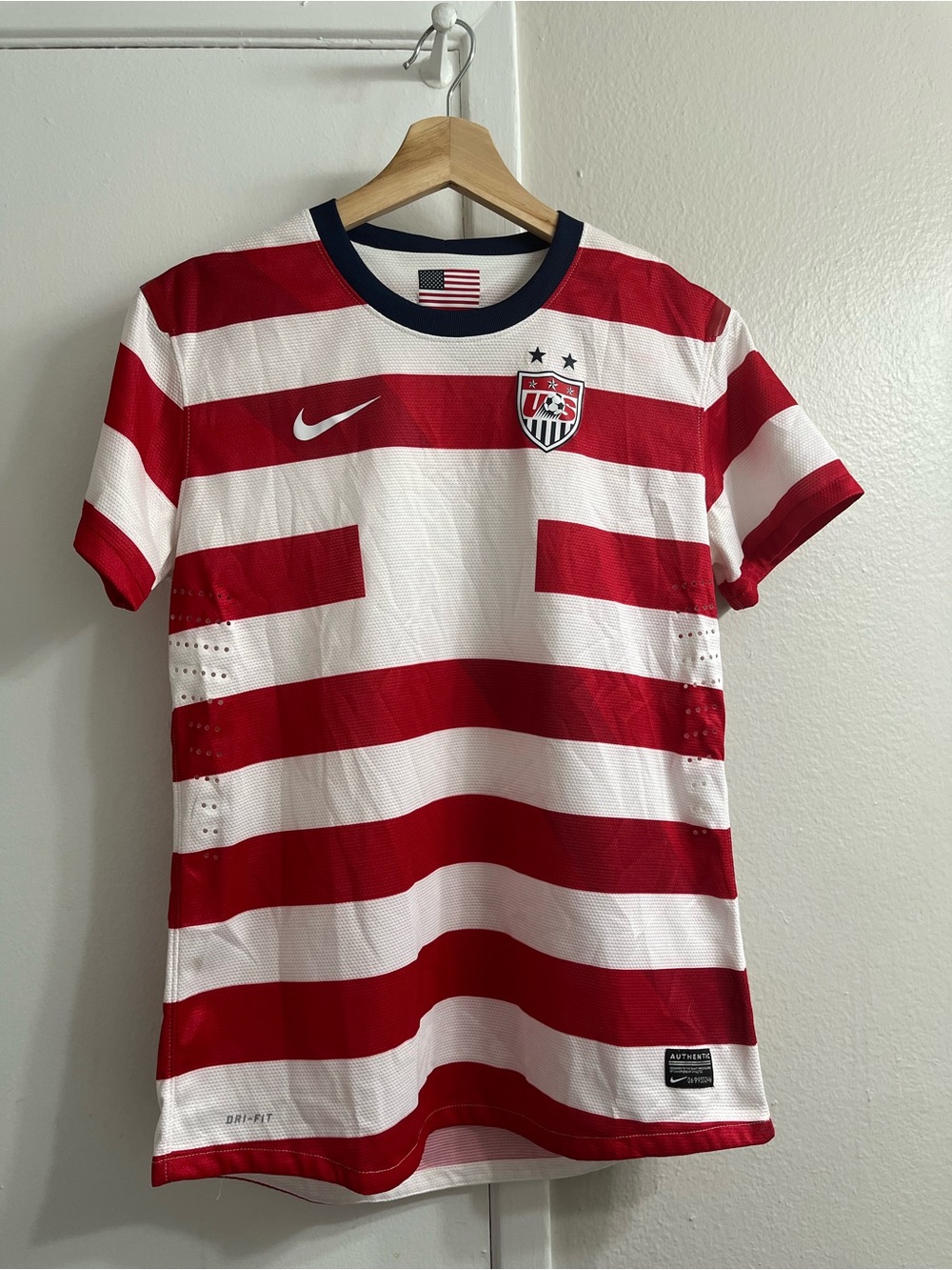 Nike usa USMNT 2012 Waldo
